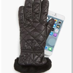 Ugg Black Gloves
